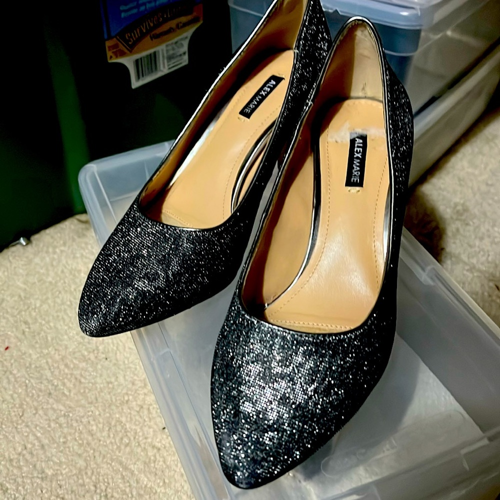 Alex marie holiday heels